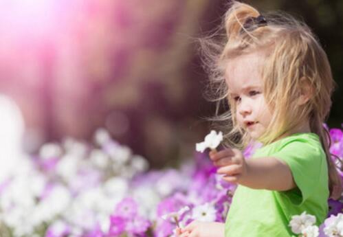 女?huà)雰?00個(gè)好聽(tīng)的名字大全2023