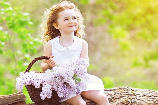 女孩五行喜金名字大全2023