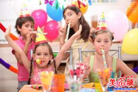 男寶寶女寶寶起名詩經楚辭名字