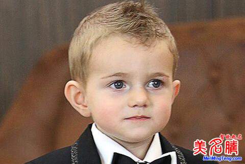 最新男寶寶打分100分名字大全2020